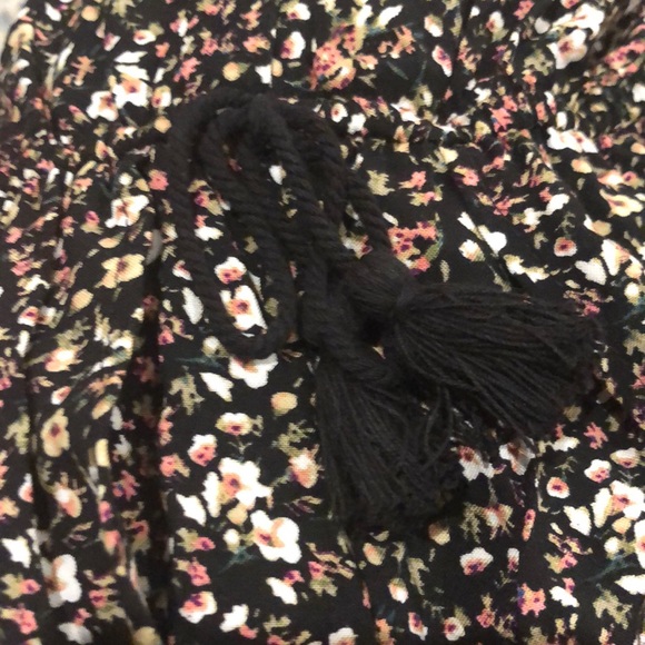 NWT! floral polka dot lace walk through jumpsuit - Picture 4 of 8